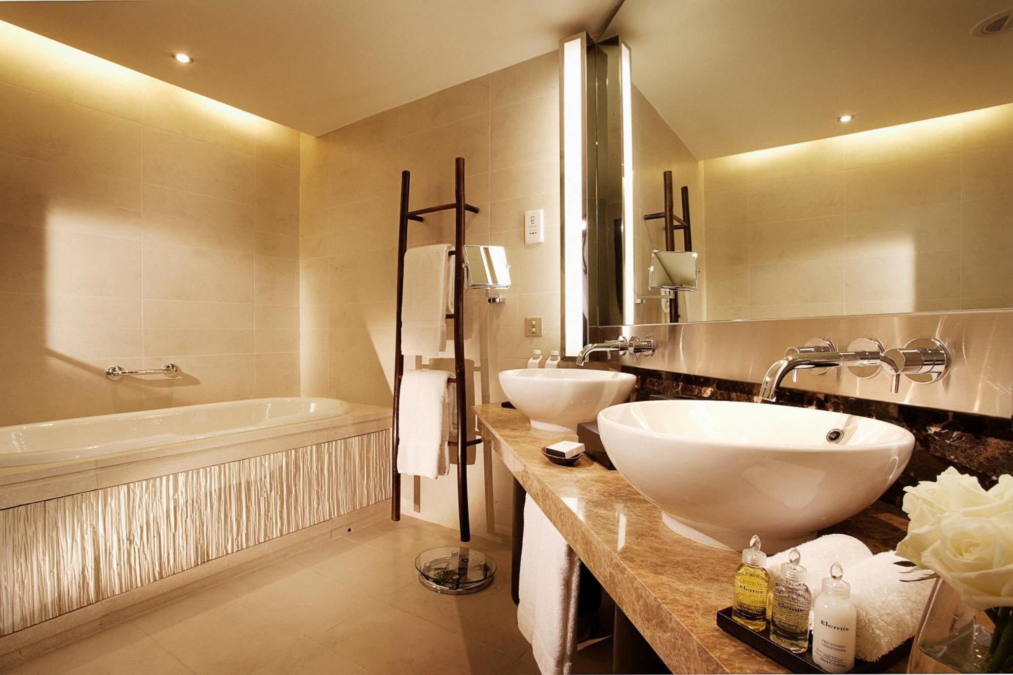 Junior Suite King con Vista Città